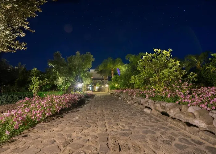 Gialova Hotels