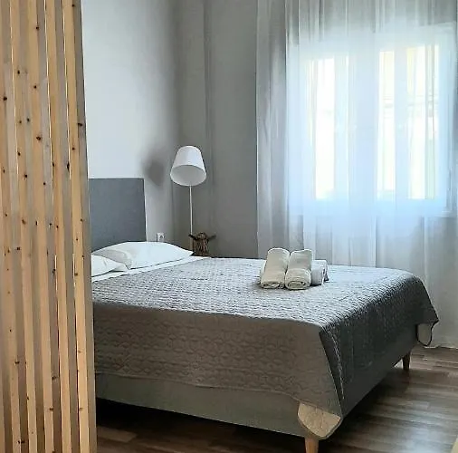 Pet friendly Habitat Nafplio Bnb - Open Space Studio