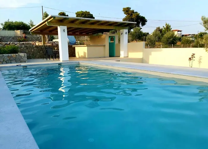 Pet friendly Akino Villa Porto Heli