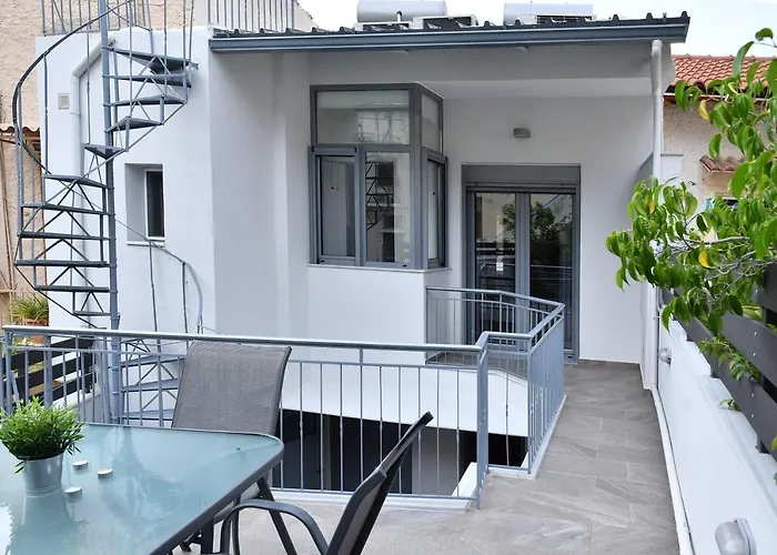 Pet friendly Michaela'S Guesthouse Nafplio
