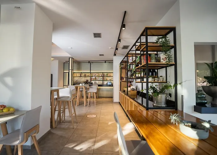 Gialova Hotels
