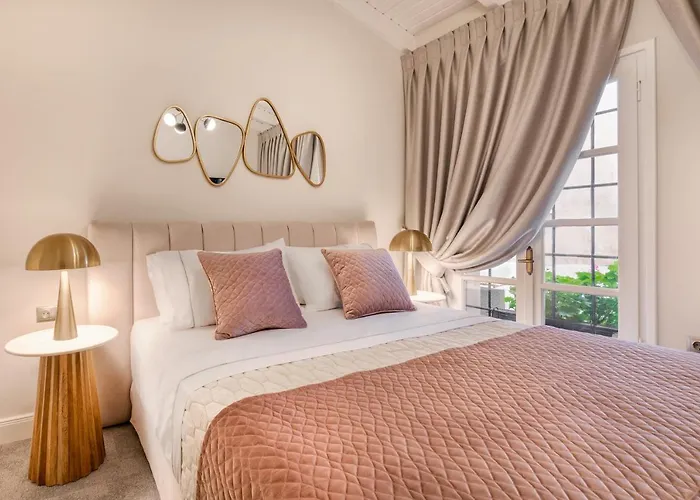 Mavrogenous Luxury Apartments Nafplio