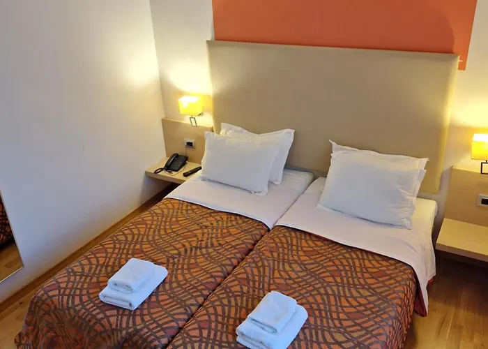 Nafplio Lodging 