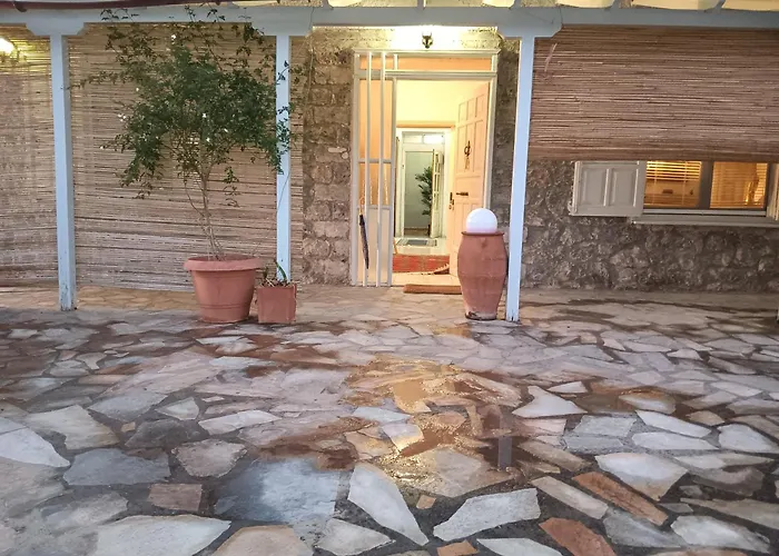 Άθοσ Villa Nafplio