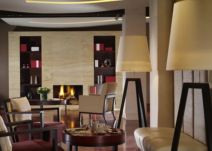 Nafplio hotels near Peloponnesian Folklore Foundation