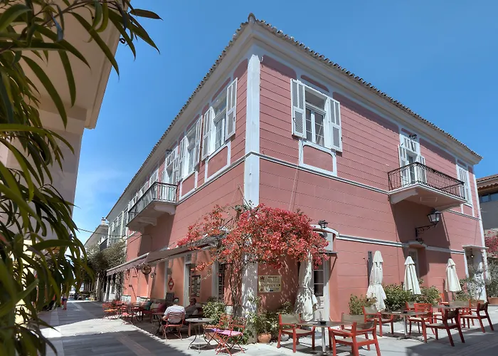 Omorfi Poli Hotel Nafplio