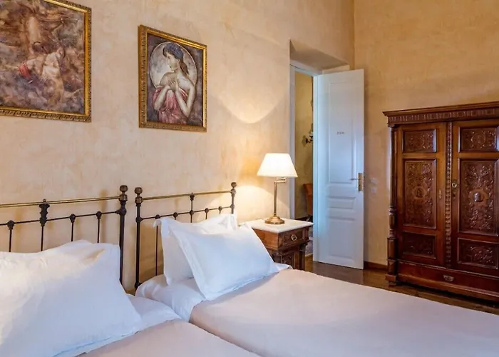 Nafplio hotels near Syntagma Square