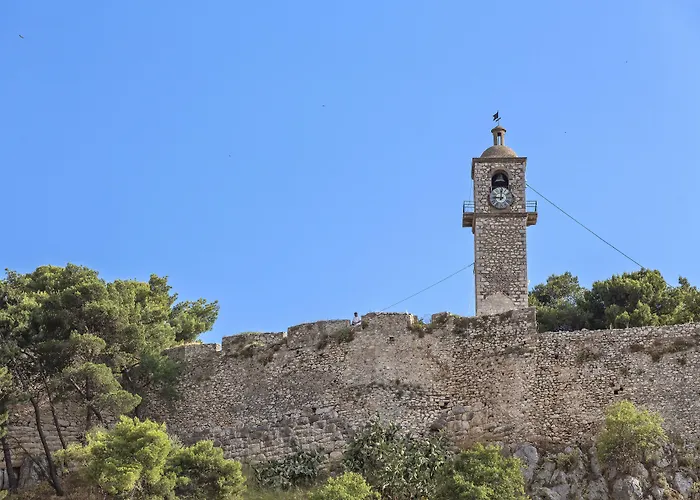 Nafplio Self Catering Holidays near Bourtzi