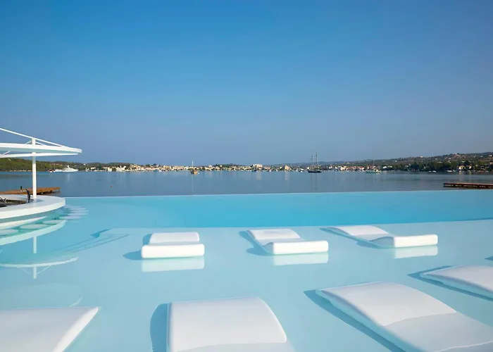 Porto Heli Hotels
